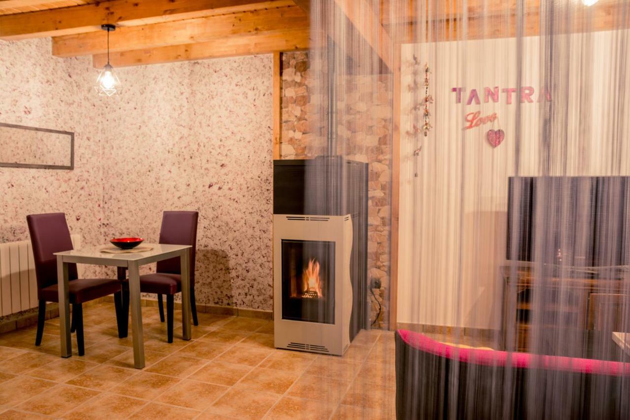 Tantra Love Lancharejo Exteriér fotografie